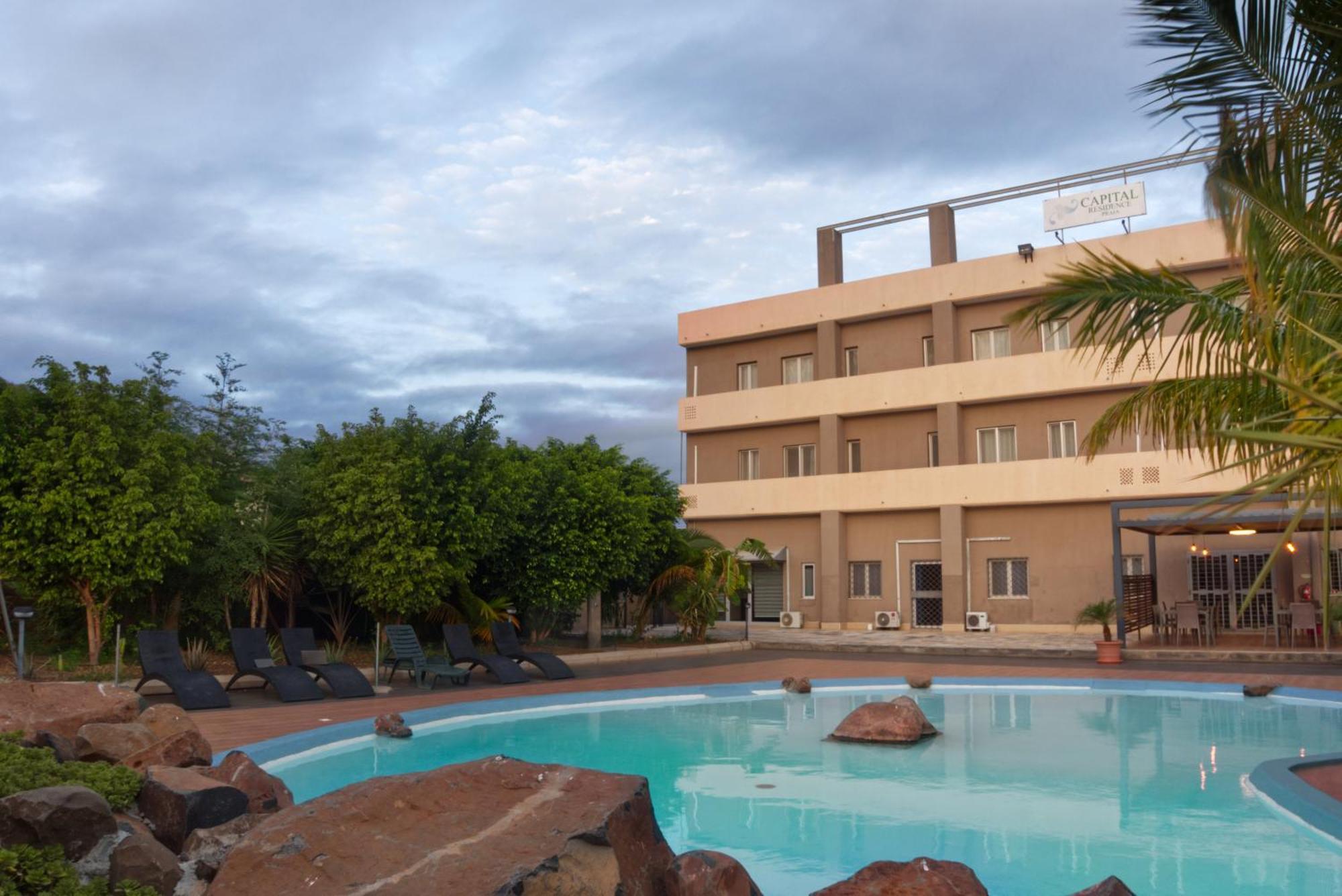 Praia Capital Residence Aparthotel Экстерьер фото